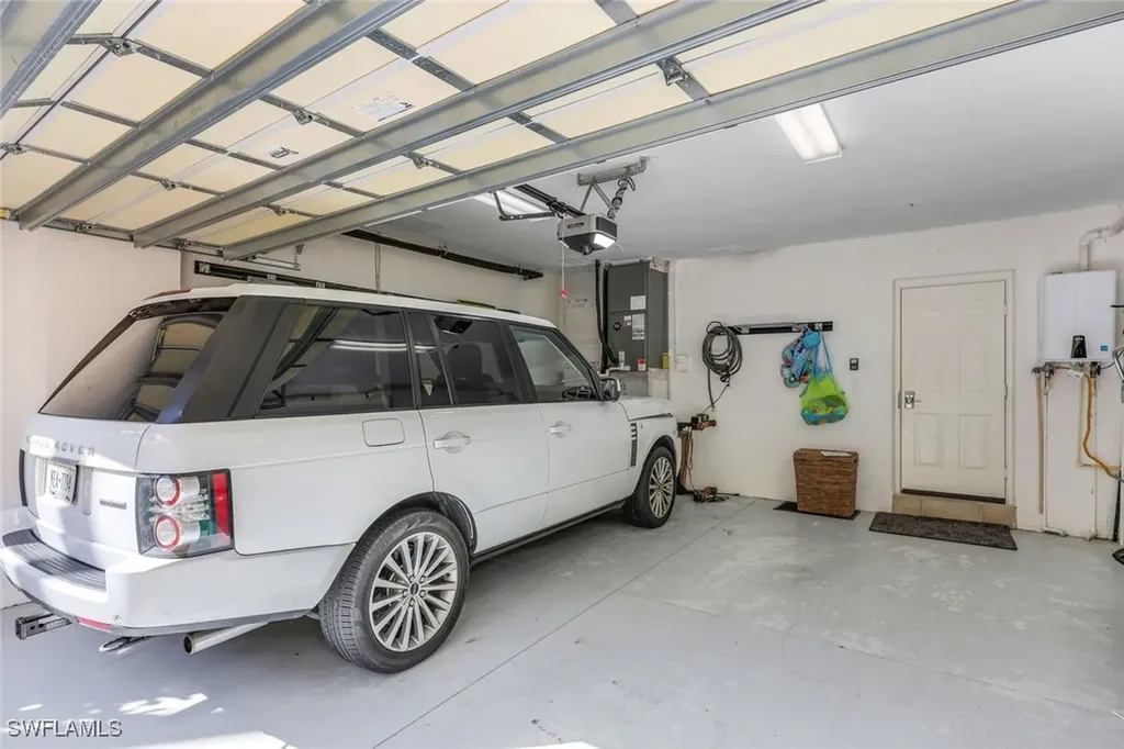 2855 Tiburon Boulevard E Naples FL 34109