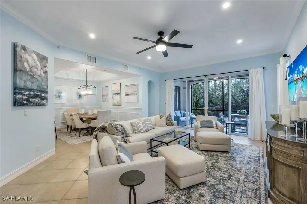 2855 Tiburon Boulevard E Naples FL 34109