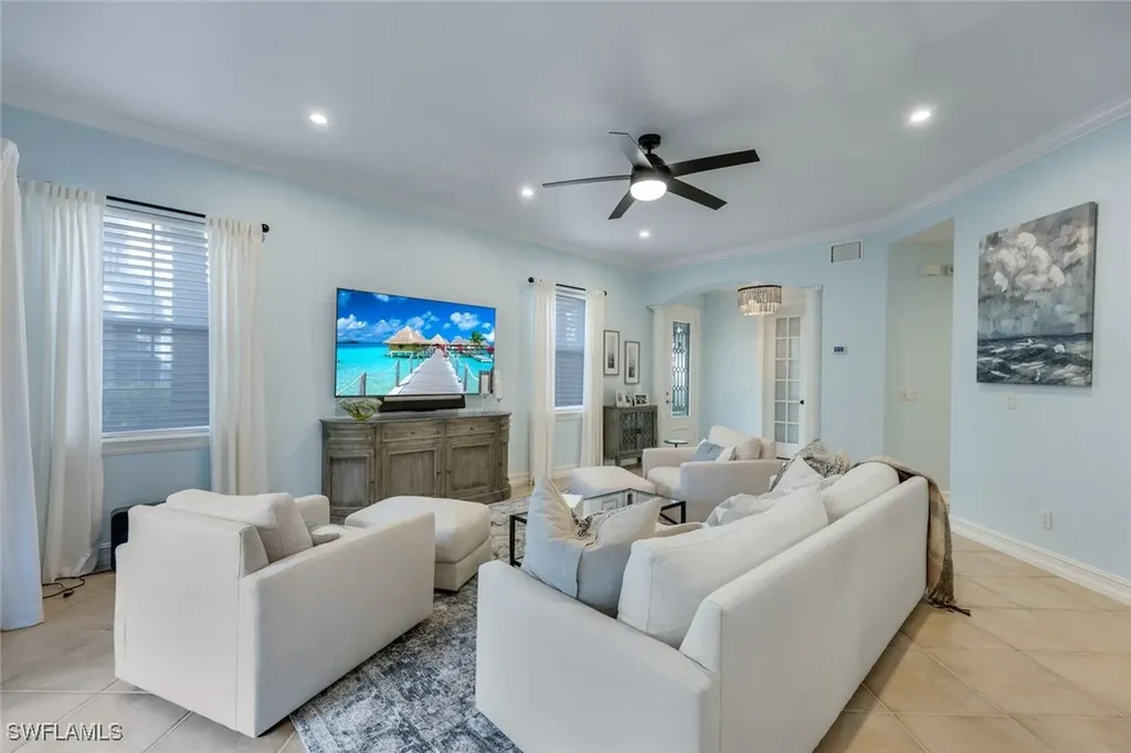 2855 Tiburon Boulevard E Naples FL 34109