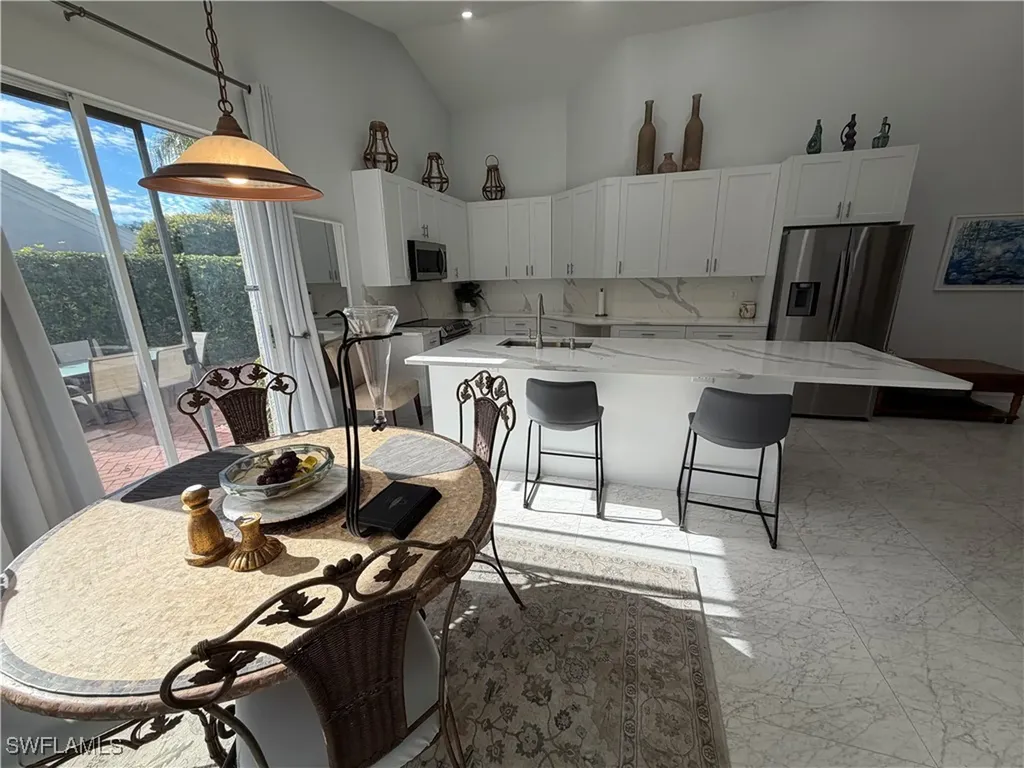 5950 Almaden Drive Naples FL 34119