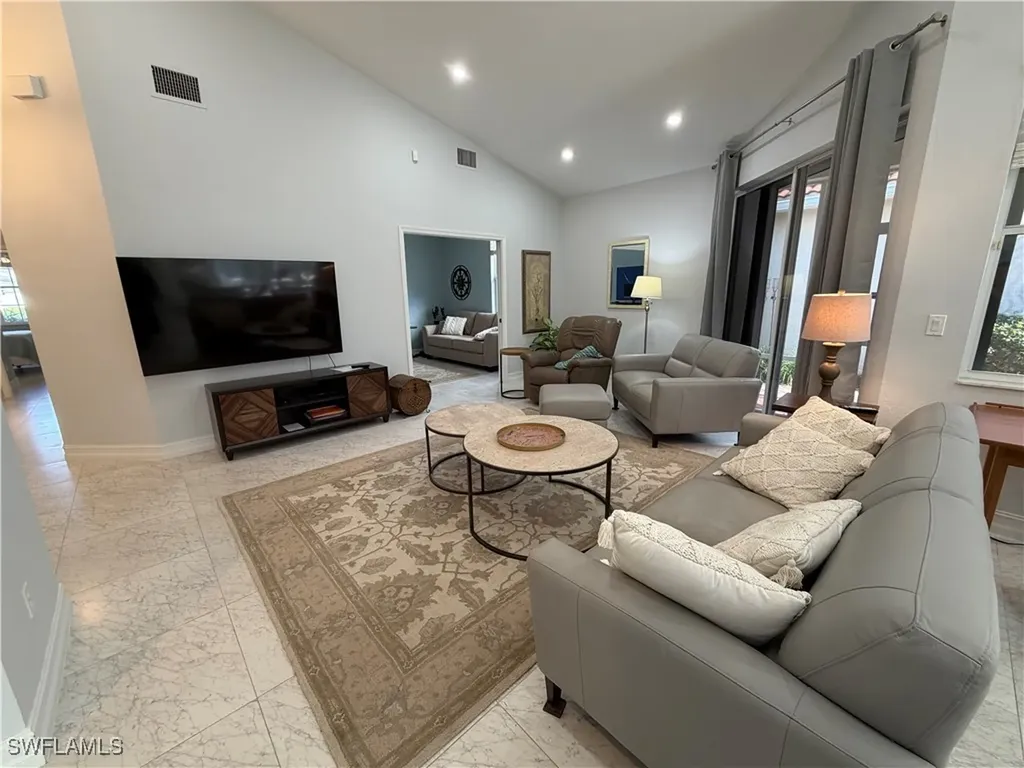 5950 Almaden Drive Naples FL 34119