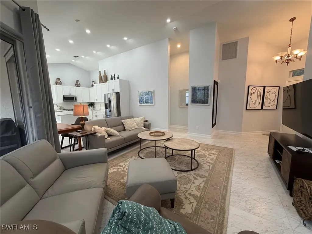 5950 Almaden Drive Naples FL 34119