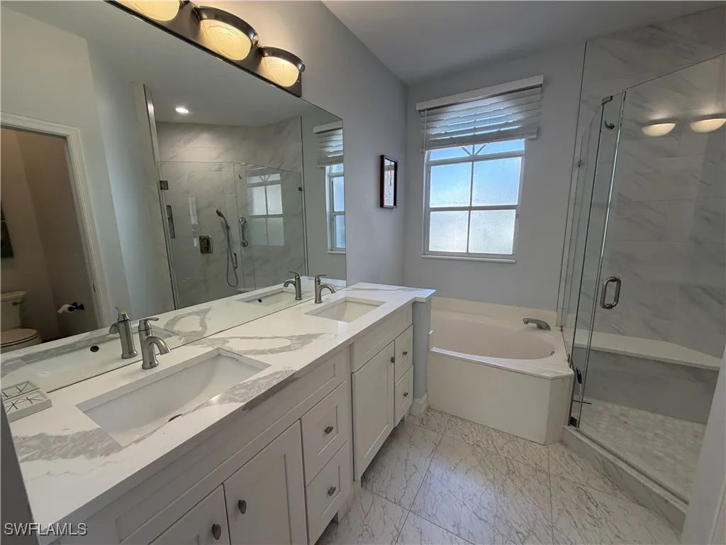 5950 Almaden Drive Naples FL 34119