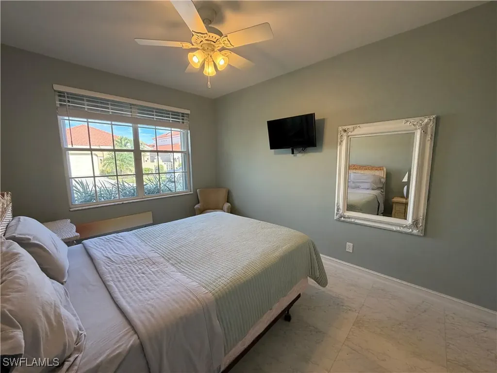 5950 Almaden Drive Naples FL 34119