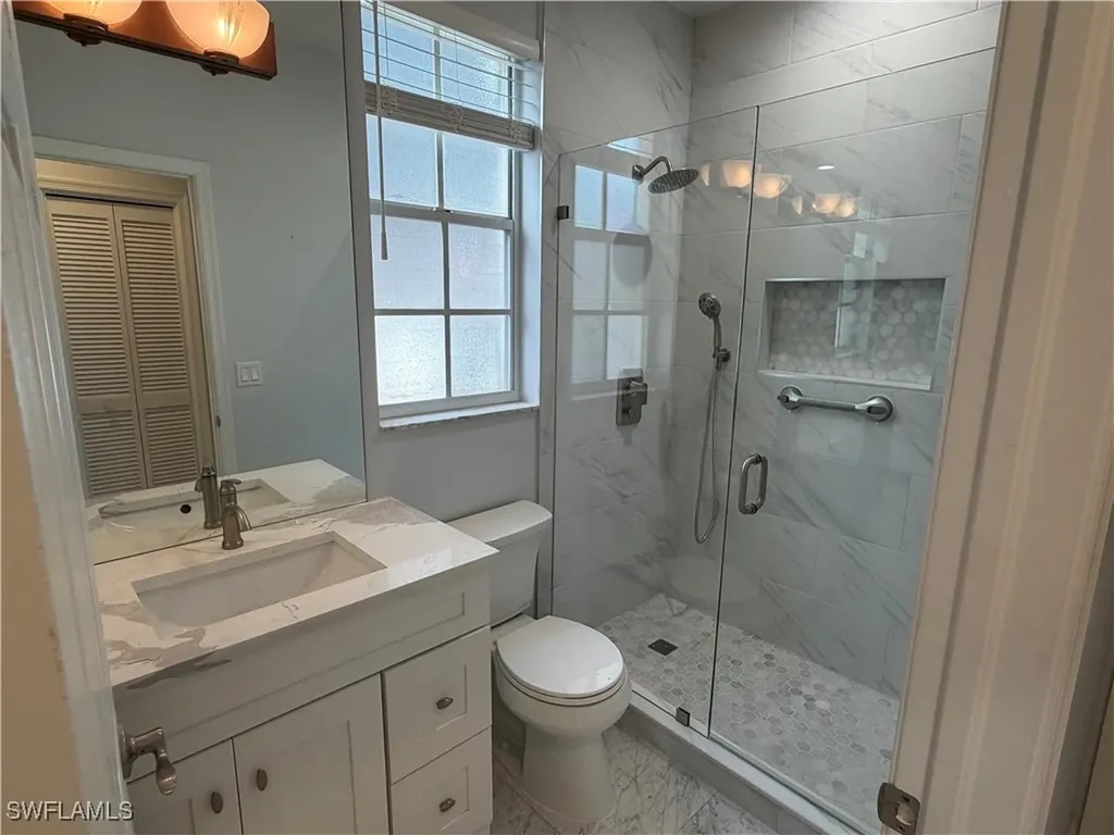 5950 Almaden Drive Naples FL 34119