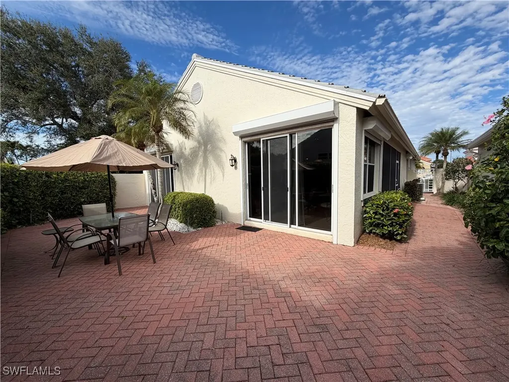 5950 Almaden Drive Naples FL 34119