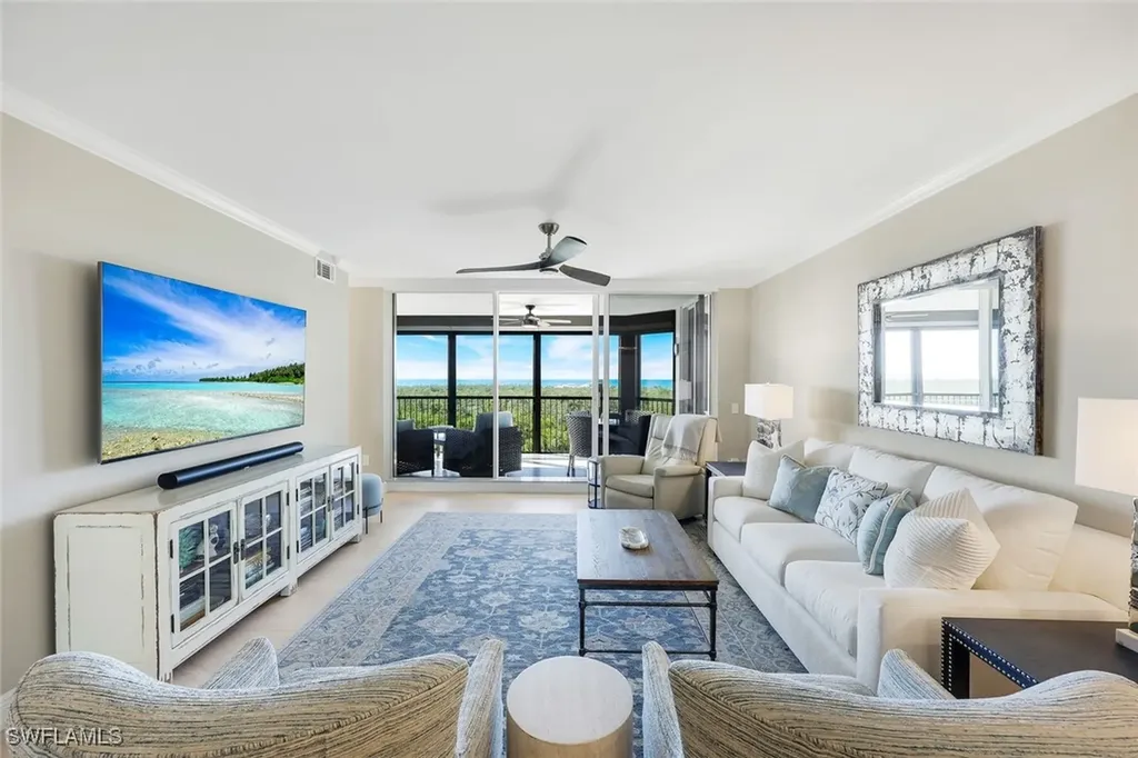 7225 Pelican Bay Boulevard Naples FL 34108