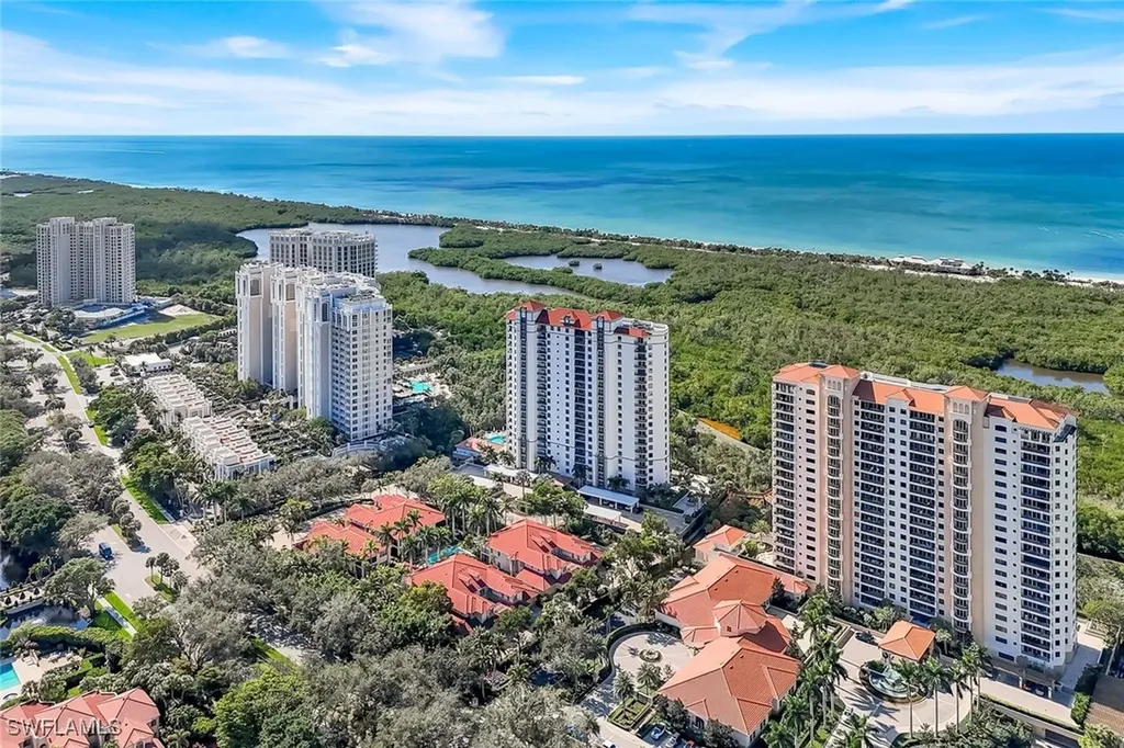 7225 Pelican Bay Boulevard Naples FL 34108