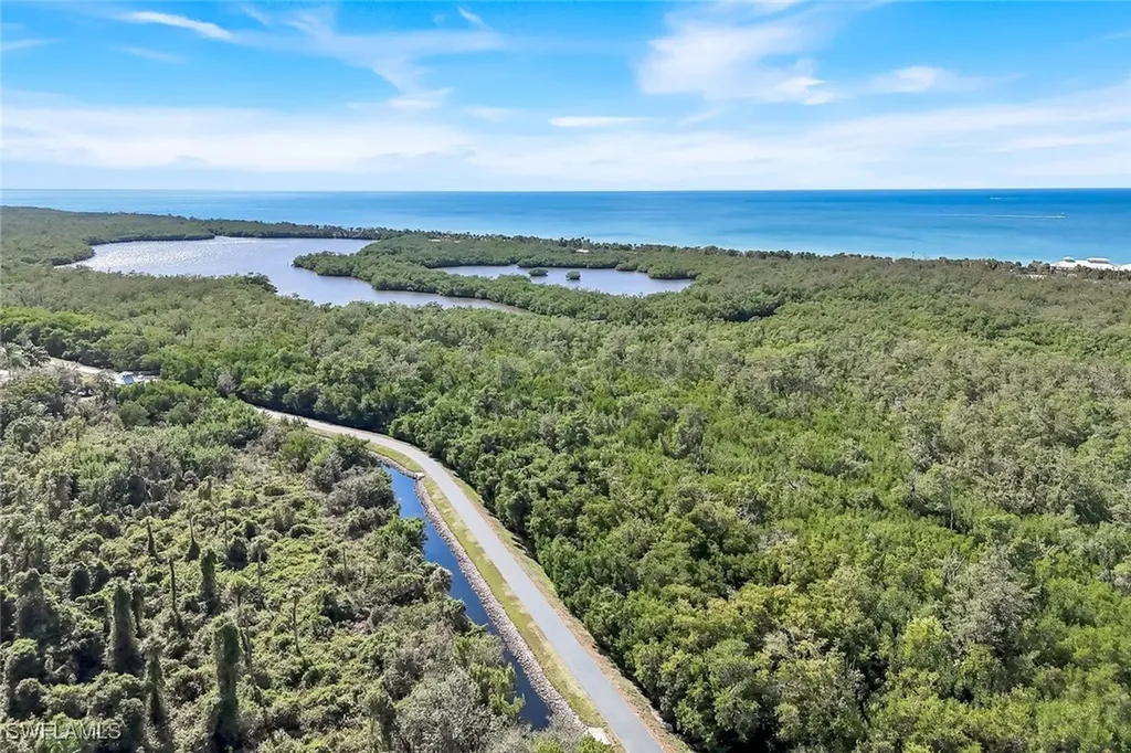 7225 Pelican Bay Boulevard Naples FL 34108