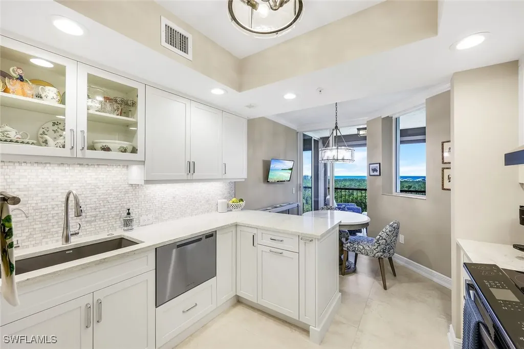 7225 Pelican Bay Boulevard Naples FL 34108