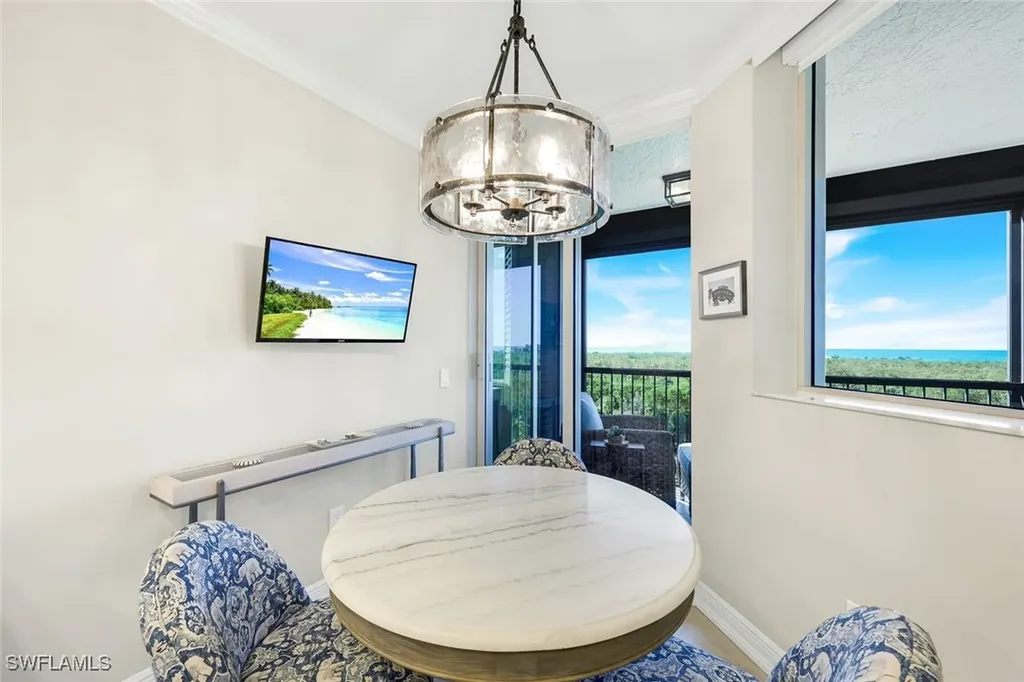 7225 Pelican Bay Boulevard Naples FL 34108