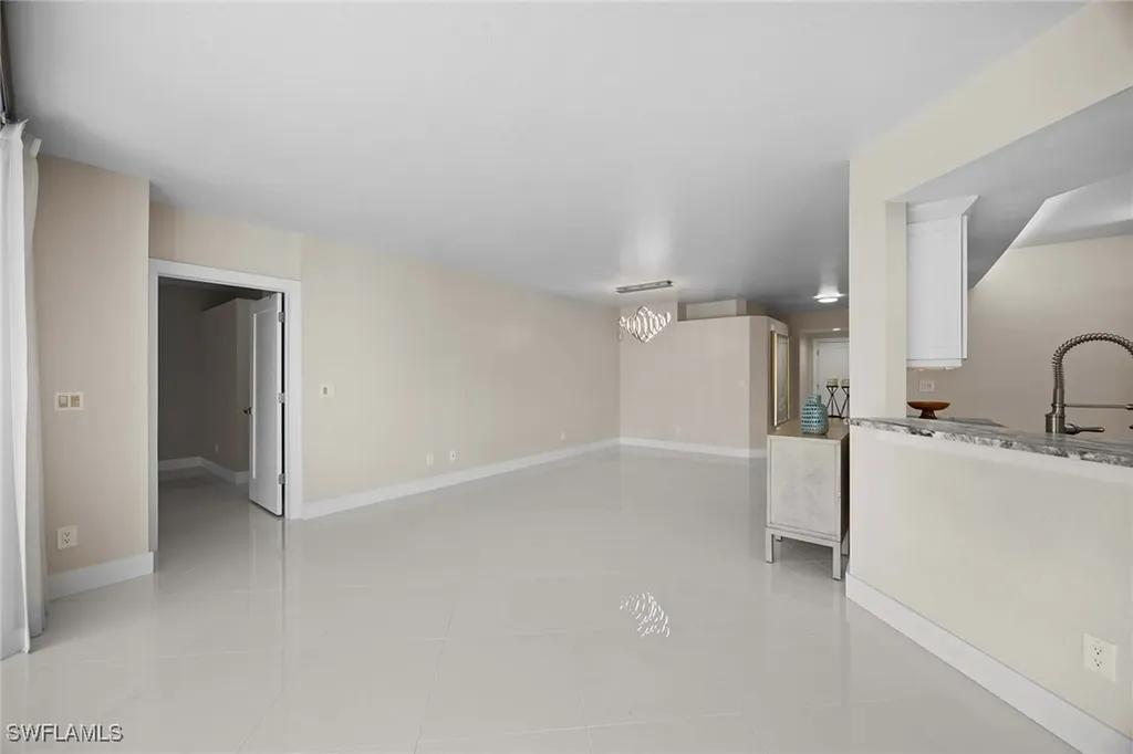 6834 Lantana Bridge Road Naples FL 34109