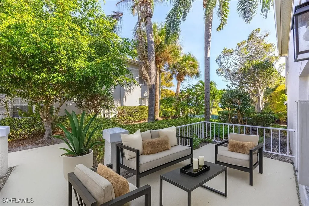 6834 Lantana Bridge Road Naples FL 34109