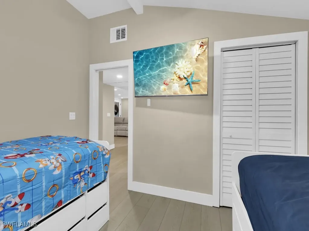2180 Della Drive Naples FL 34117