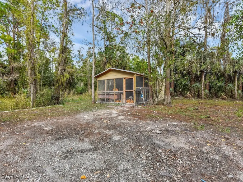 2180 Della Drive Naples FL 34117