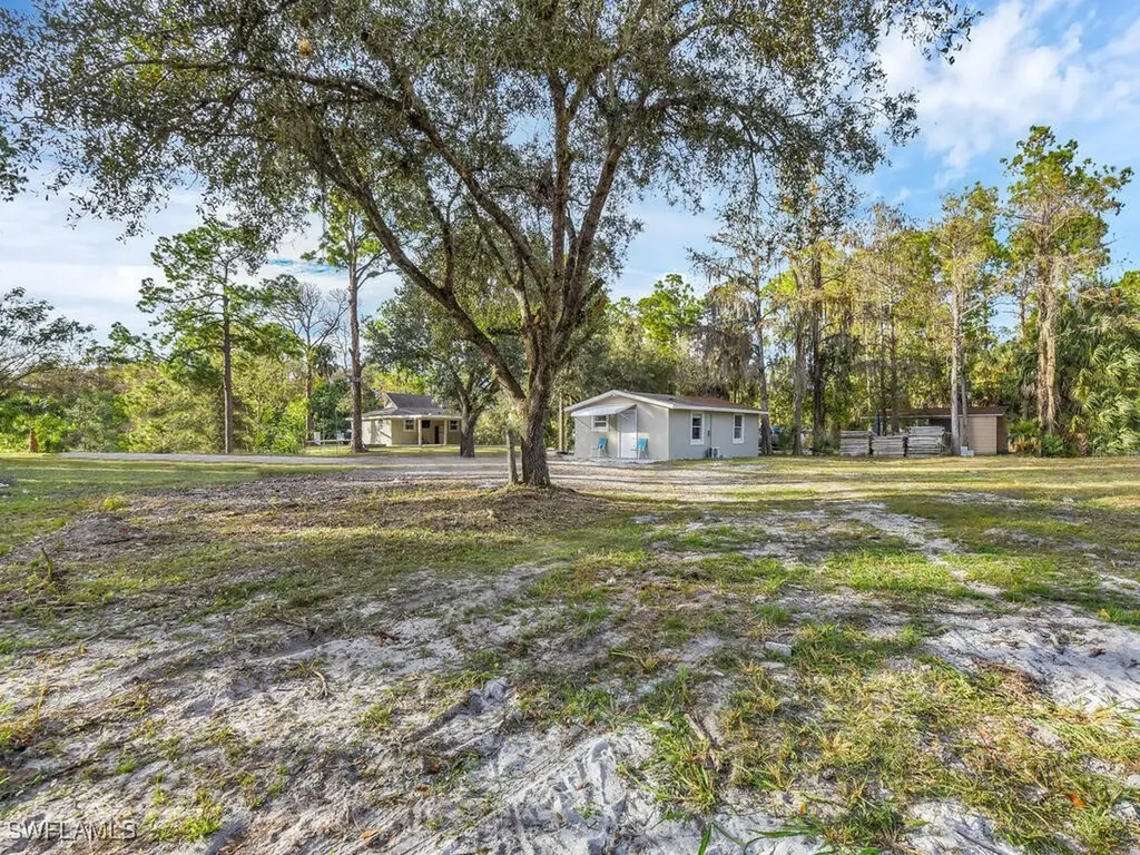 2180 Della Drive Naples FL 34117