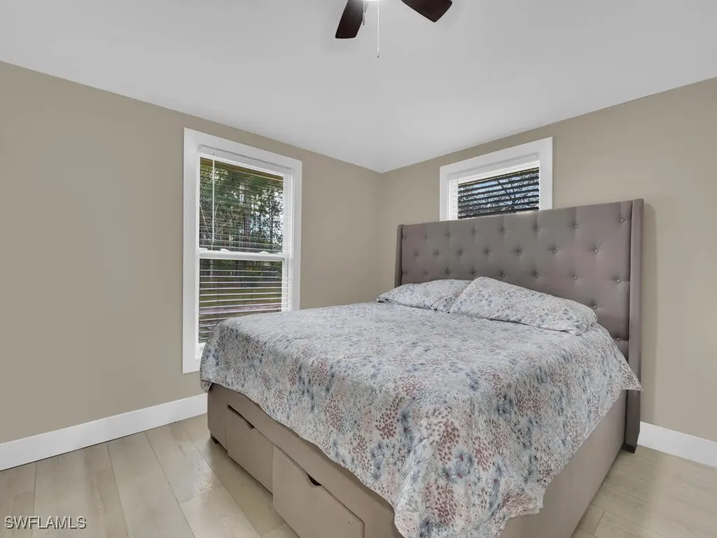 2180 Della Drive Naples FL 34117