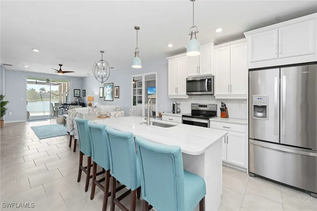 14595 Edgewater Circle Naples FL 34114