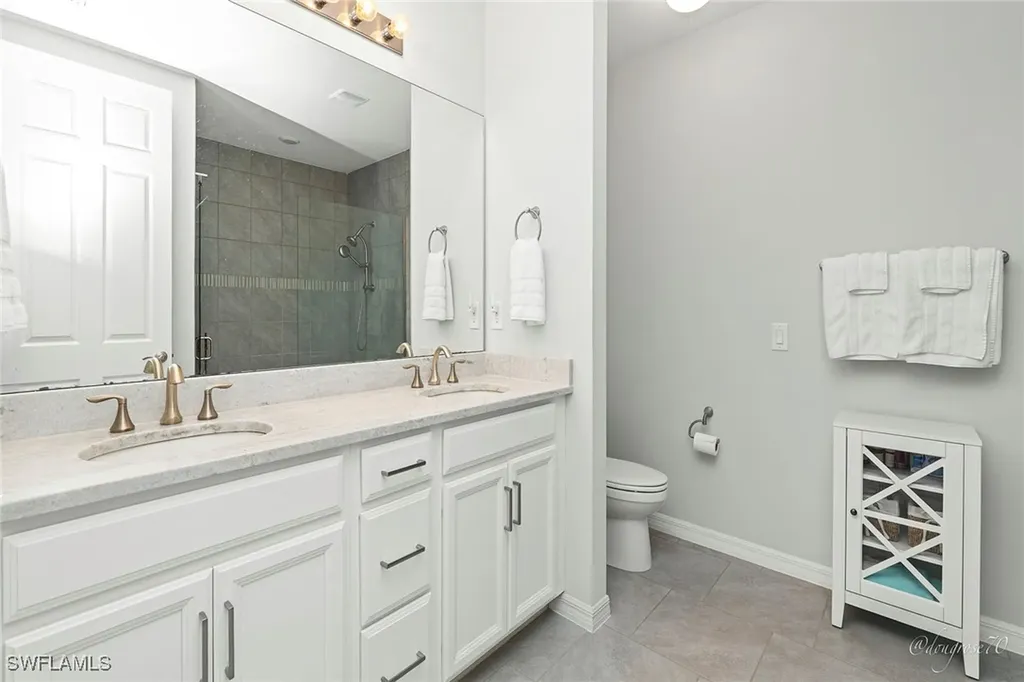 14595 Edgewater Circle Naples FL 34114