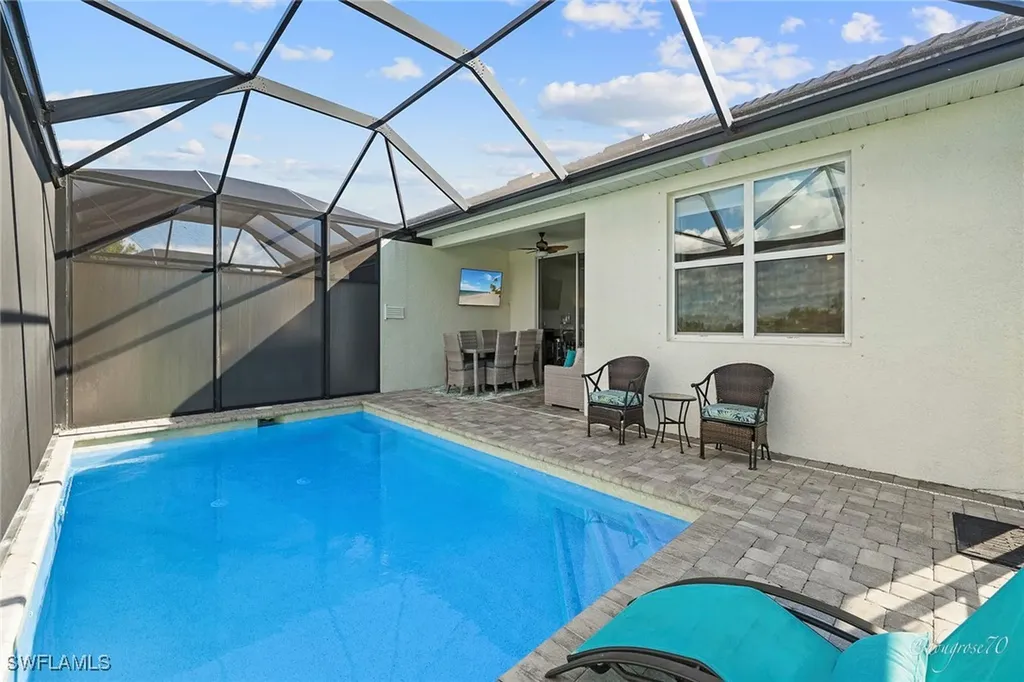 14595 Edgewater Circle Naples FL 34114