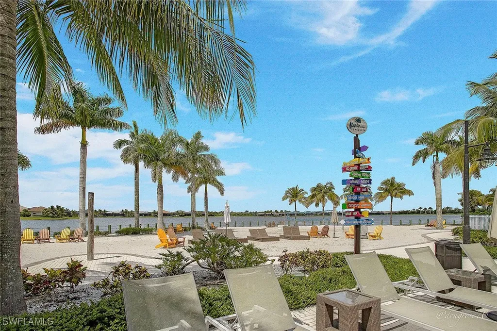 14595 Edgewater Circle Naples FL 34114