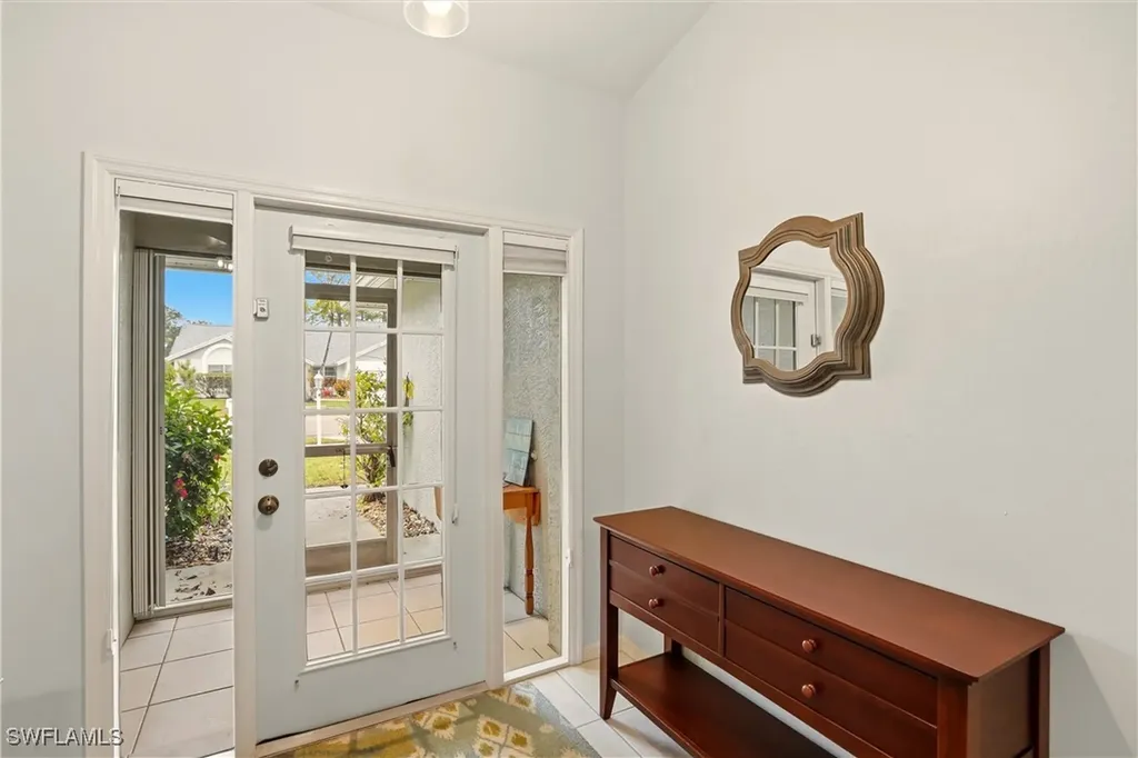 218 Marseille Drive Naples FL 34112