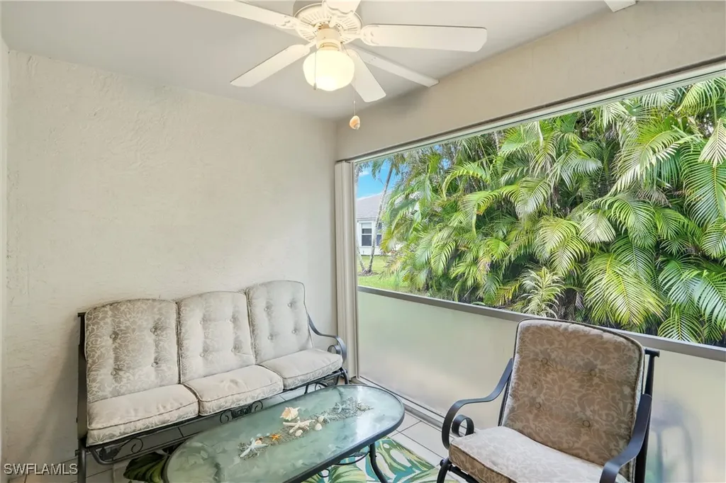 218 Marseille Drive Naples FL 34112