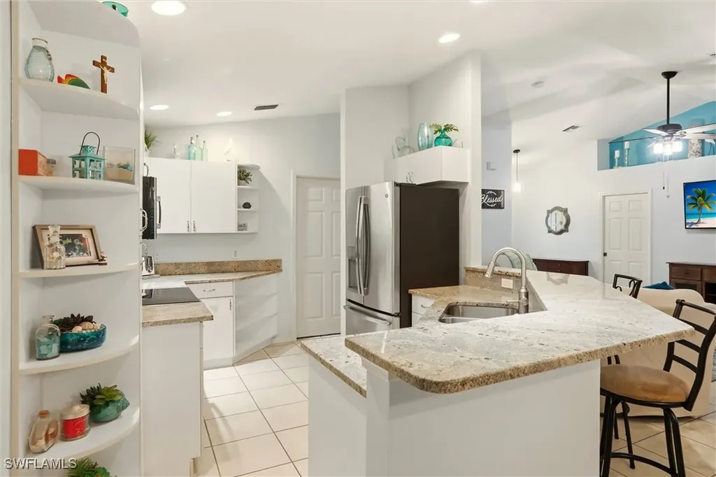 218 Marseille Drive Naples FL 34112