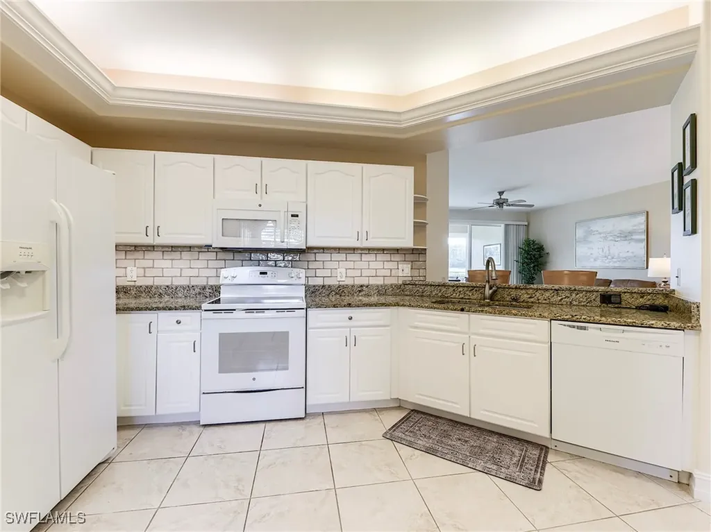 9040 Spring Run Boulevard Estero FL 34135