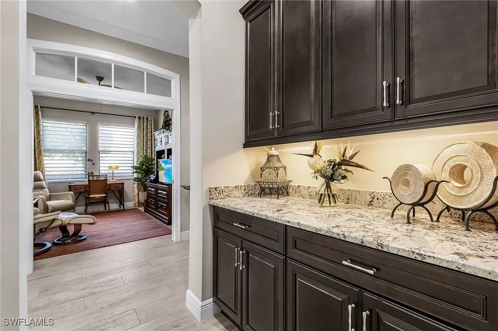 1434 Redona Way Naples FL 34113