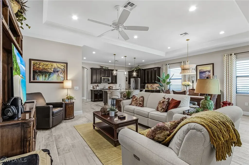 1434 Redona Way Naples FL 34113