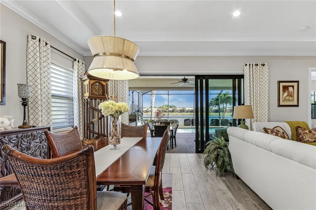 1434 Redona Way Naples FL 34113