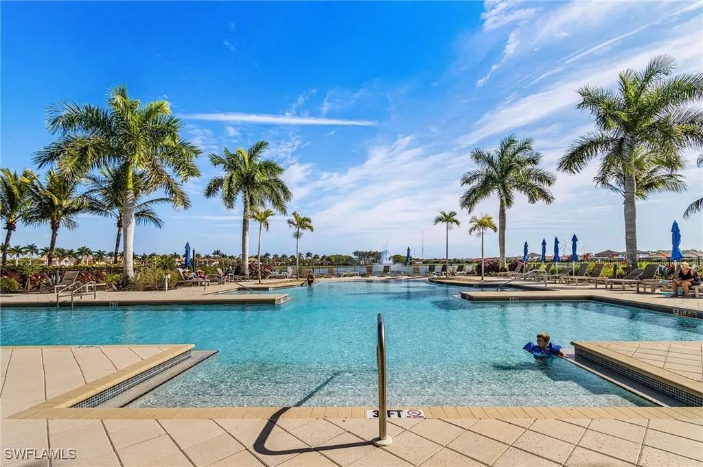 1434 Redona Way Naples FL 34113