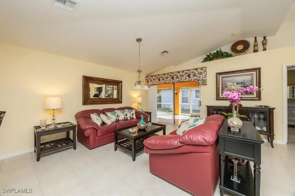 841 Charlemagne Boulevard Naples FL 34112