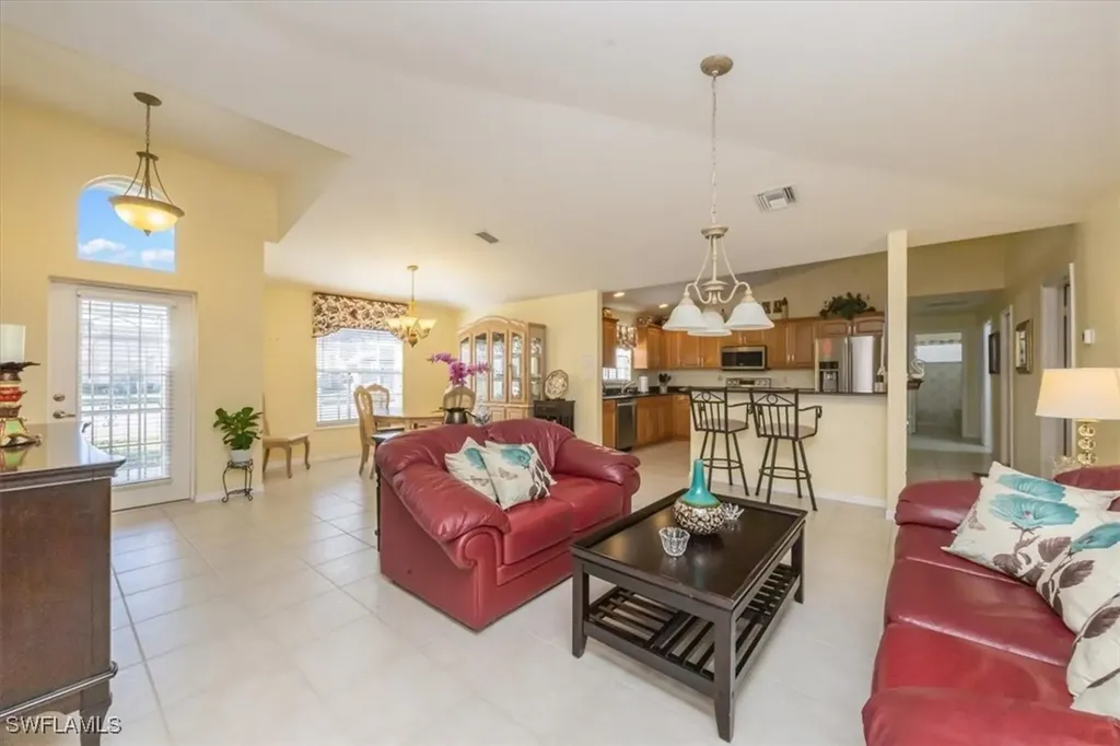 841 Charlemagne Boulevard Naples FL 34112