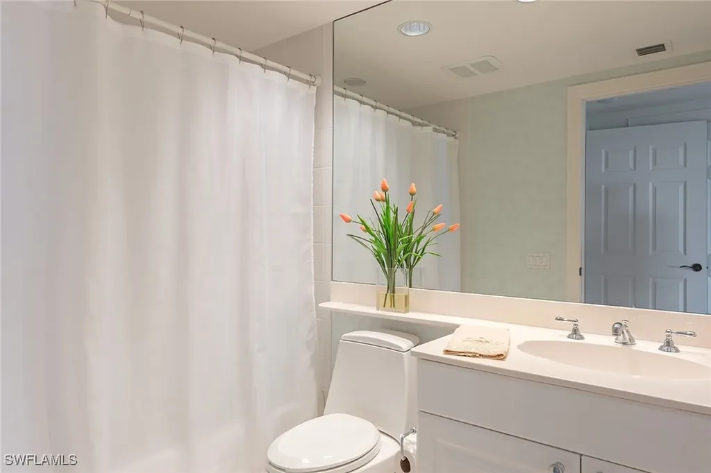 8930 Bay Colony Drive Naples FL 34108