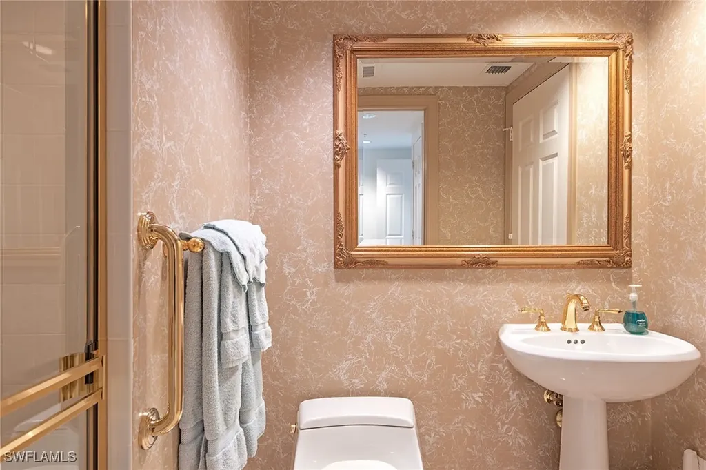 8930 Bay Colony Drive Naples FL 34108