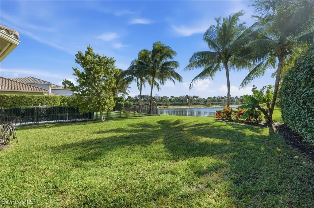 4194 Amelia Way Naples FL 34119
