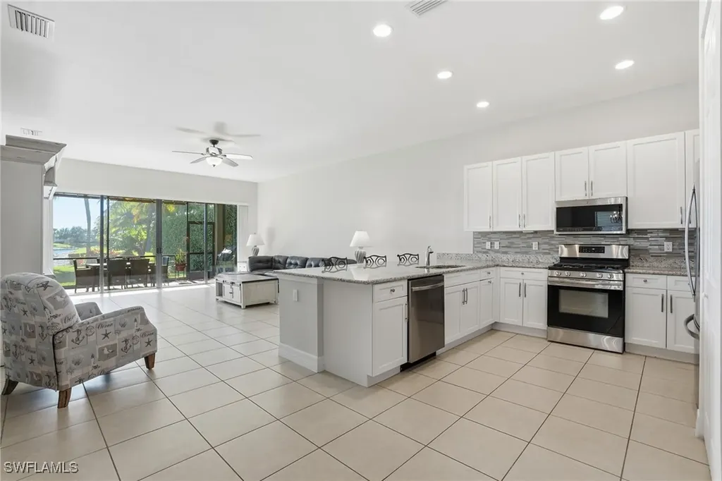 4194 Amelia Way Naples FL 34119