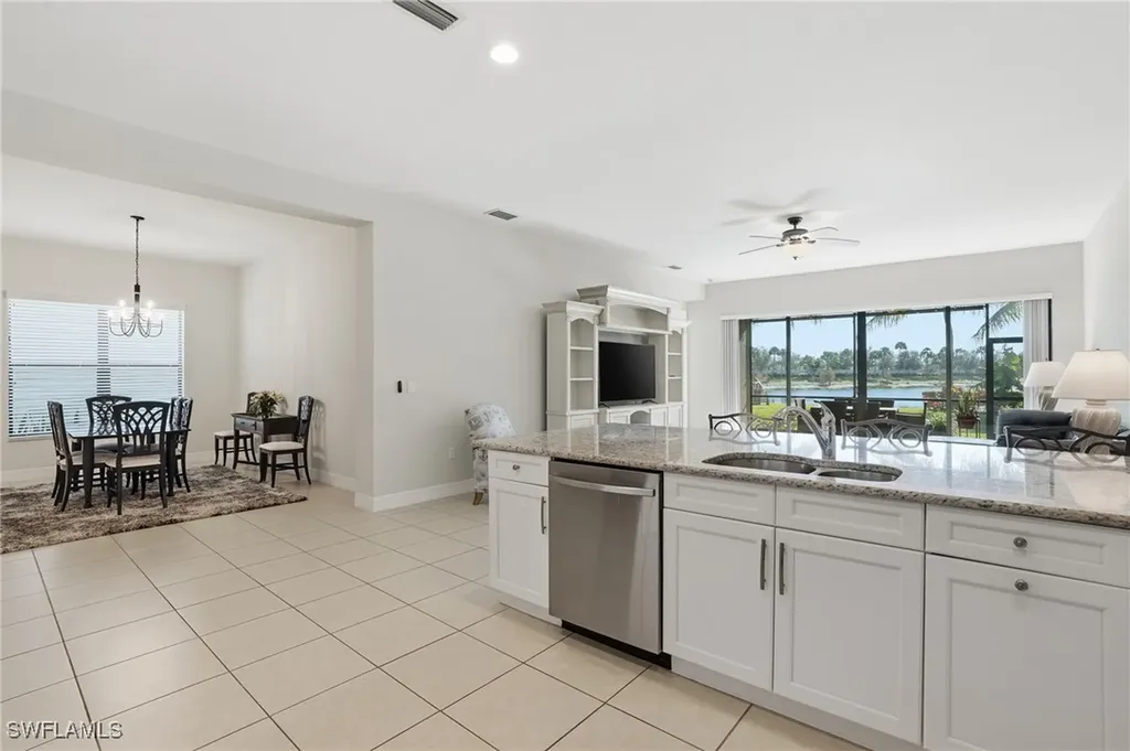 4194 Amelia Way Naples FL 34119