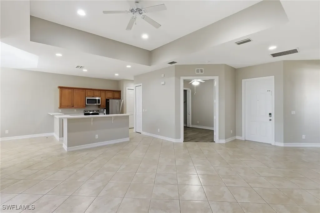 4854 Europa Drive Naples FL 34105
