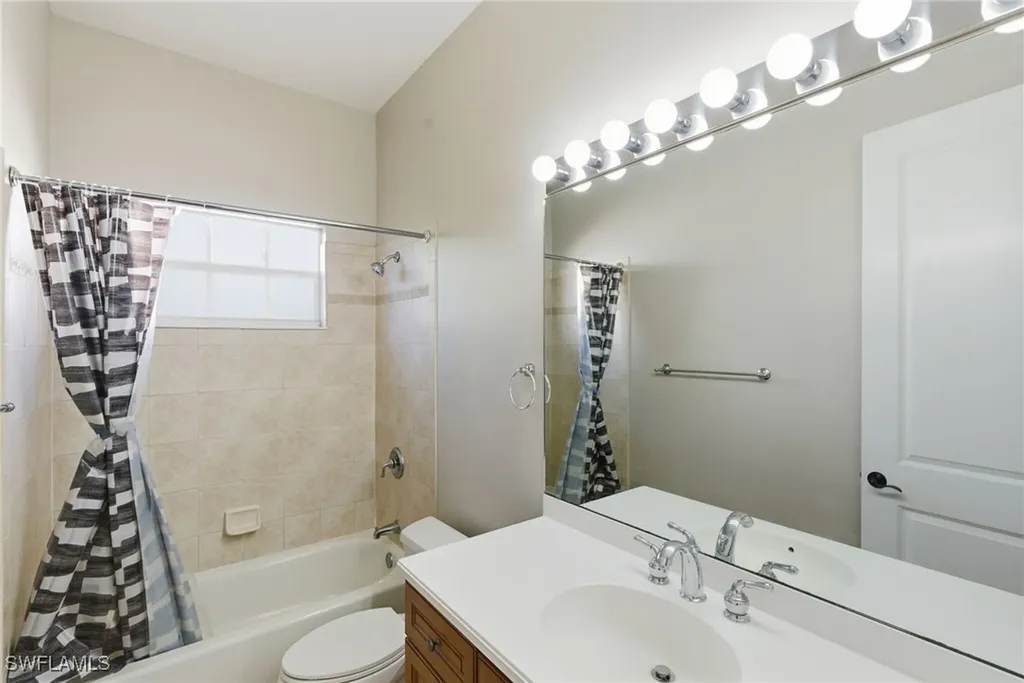 4854 Europa Drive Naples FL 34105