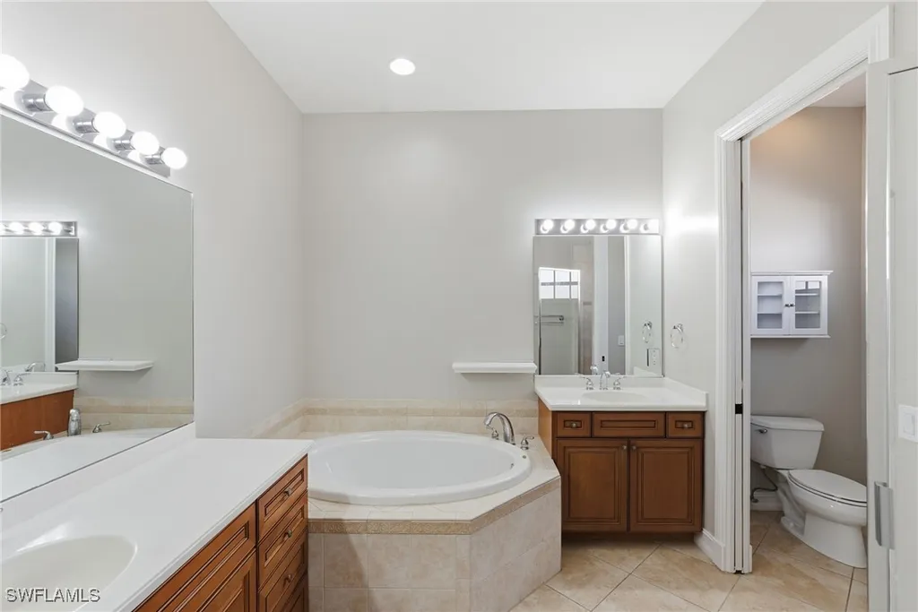4854 Europa Drive Naples FL 34105