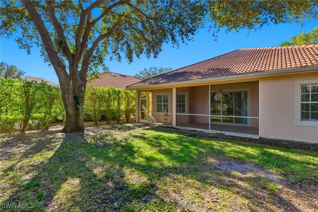 4854 Europa Drive Naples FL 34105
