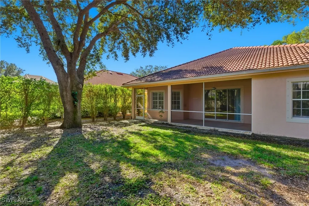4854 Europa Drive Naples FL 34105