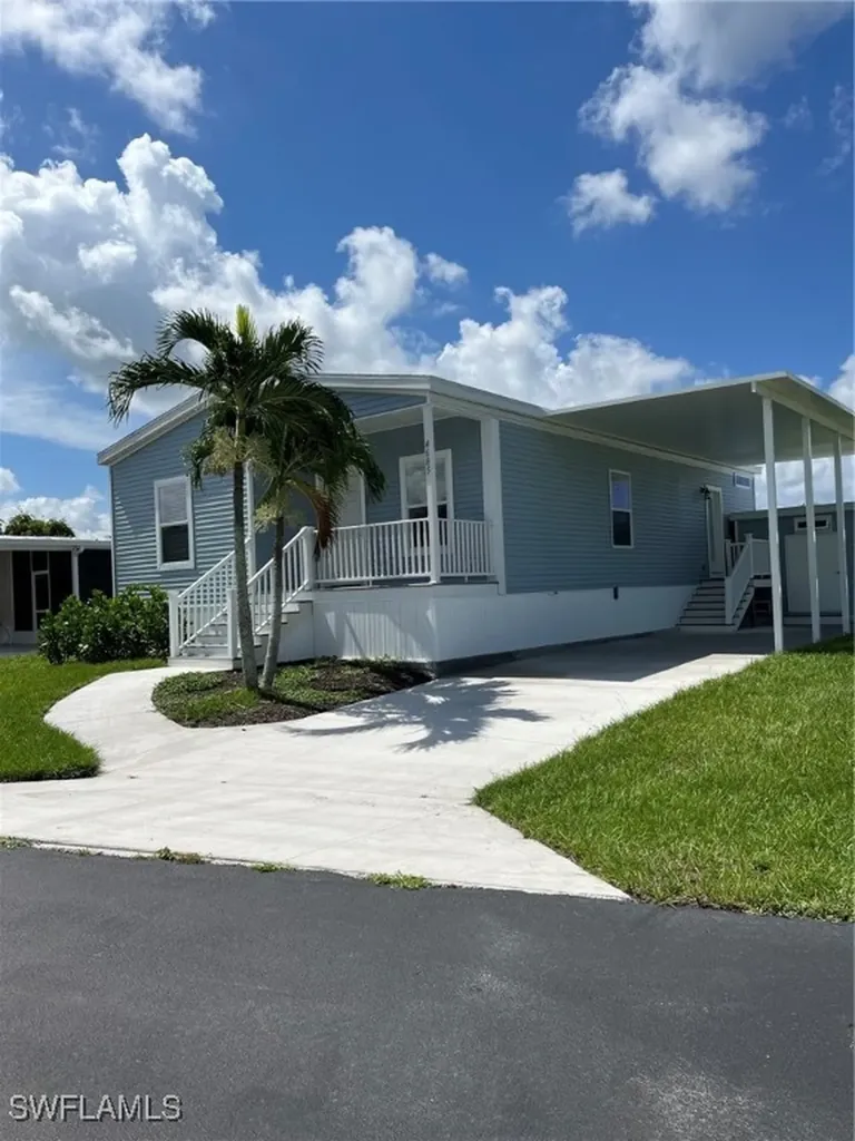 4685 Fiji Lane Bonita Springs FL 34134