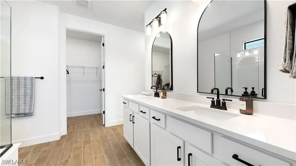 20514 Pebble Glen Drive Estero FL 33928