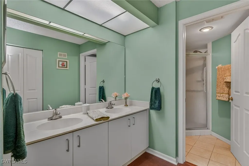 815 New Waterford Drive Naples FL 34104