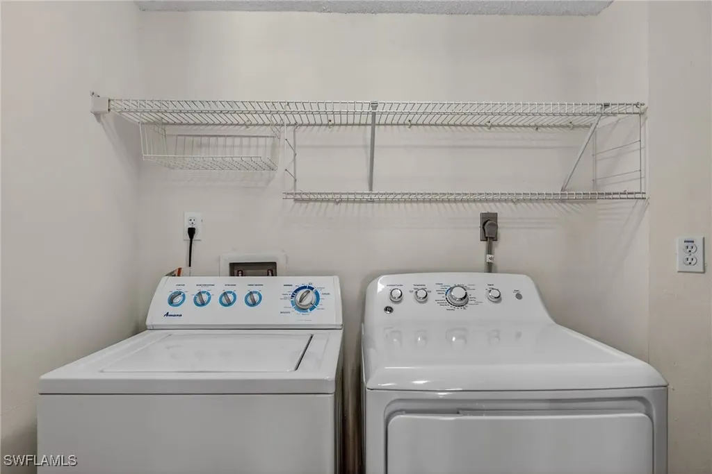 815 New Waterford Drive Naples FL 34104