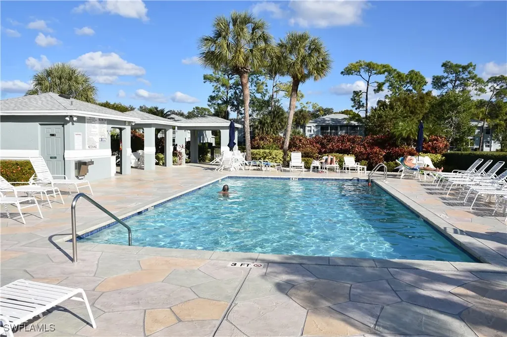 815 New Waterford Drive Naples FL 34104